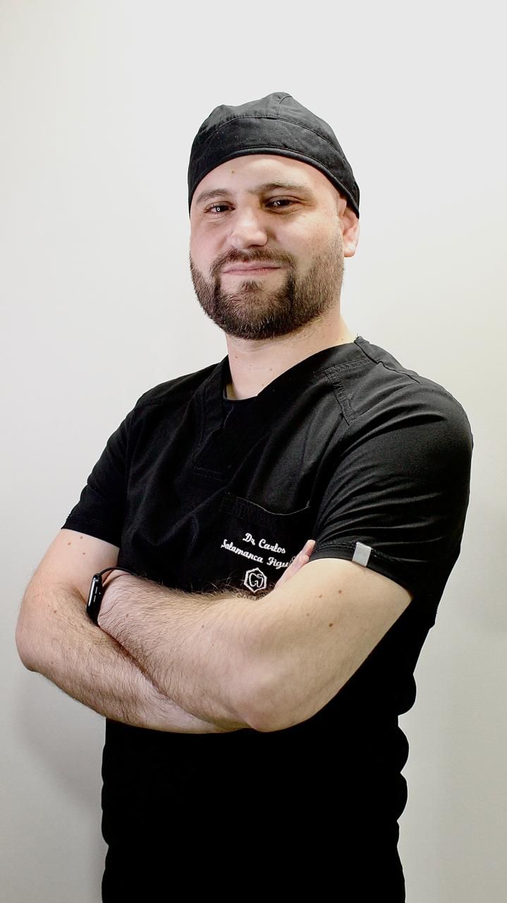 Dr. Carlos Salamanca